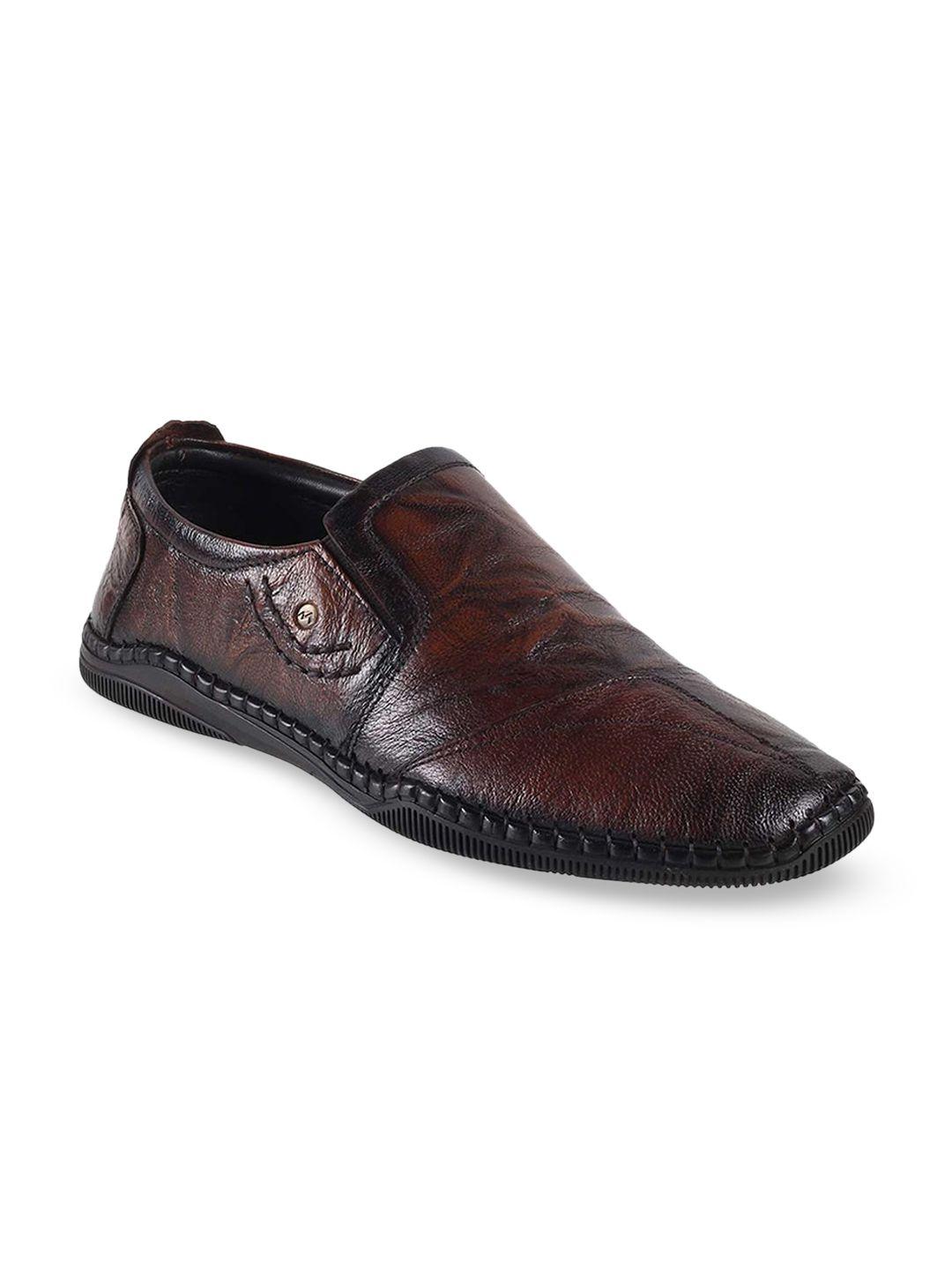 metro-men-textured-leather-loafers
