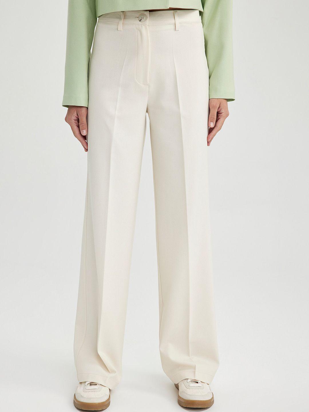 defacto-women-mid-rise-parallel-trousers