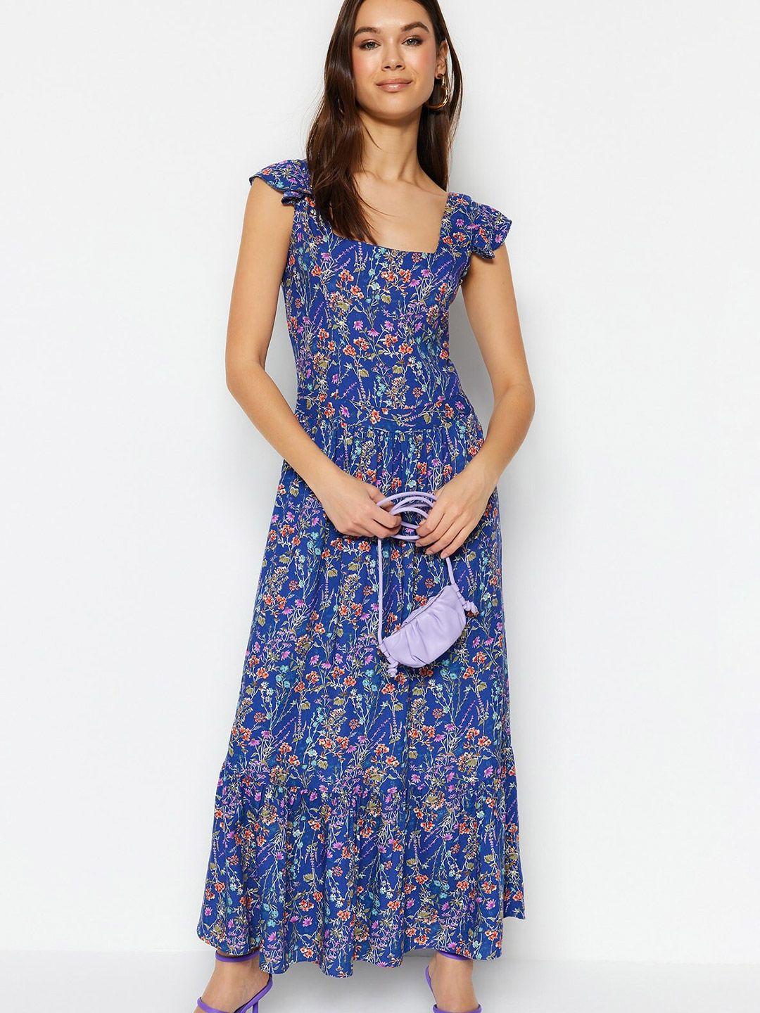 trendyol-floral-printed-fit-&-flare-maxi-dress