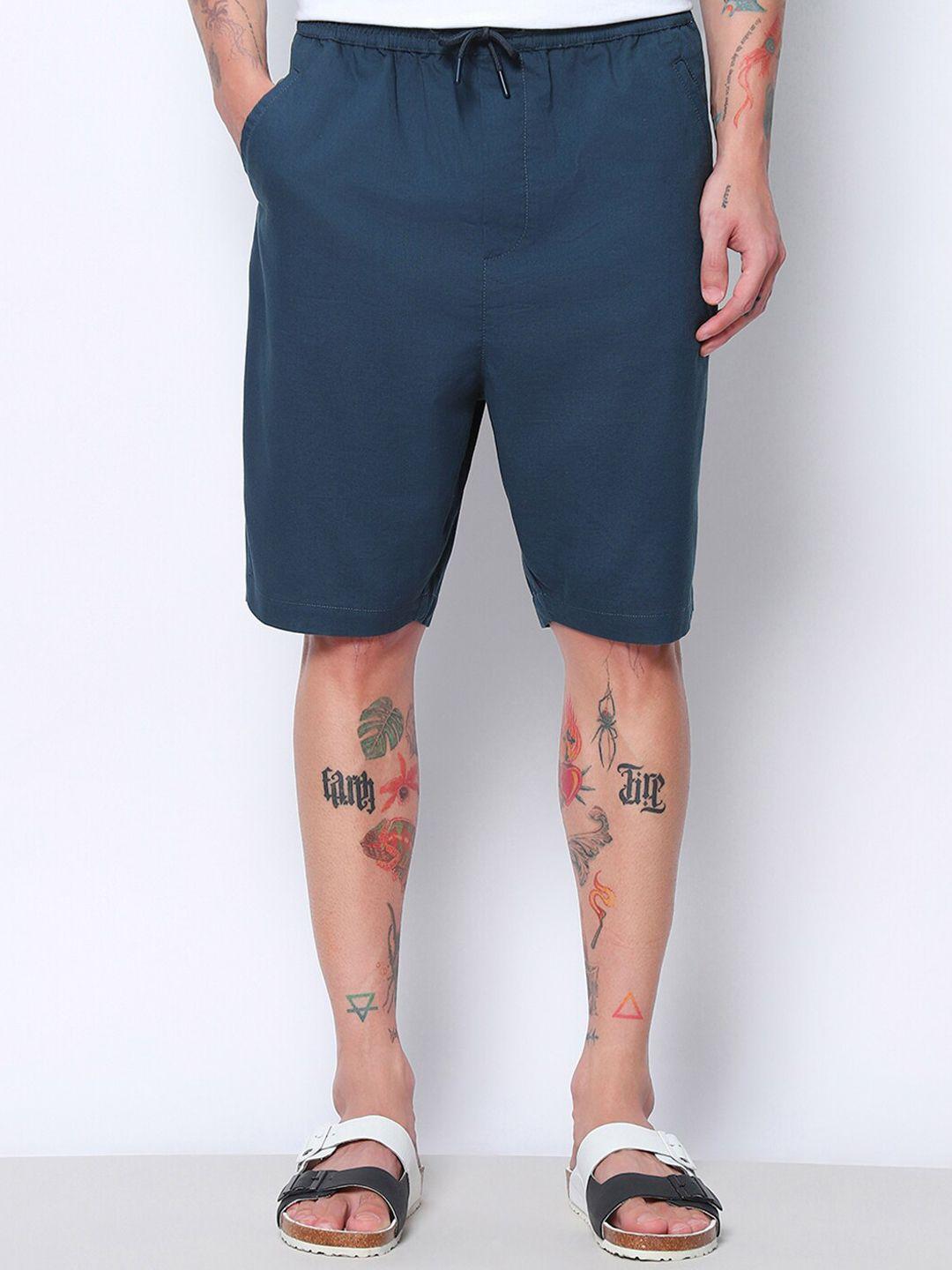 bewakoof-men-blue-mid-rise-pure-cotton-shorts