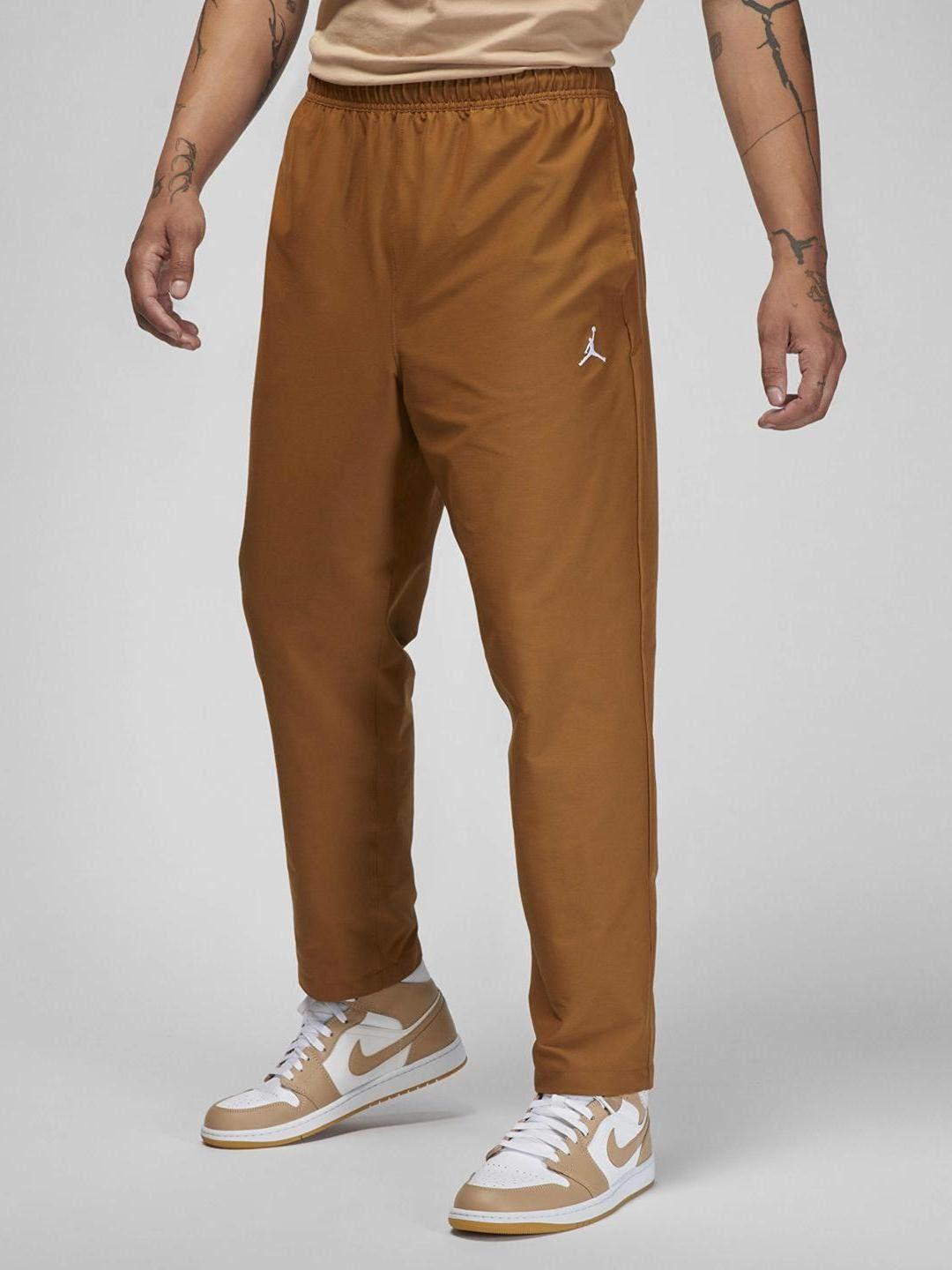 nike-men-jordan-essentials-cropped-trousers