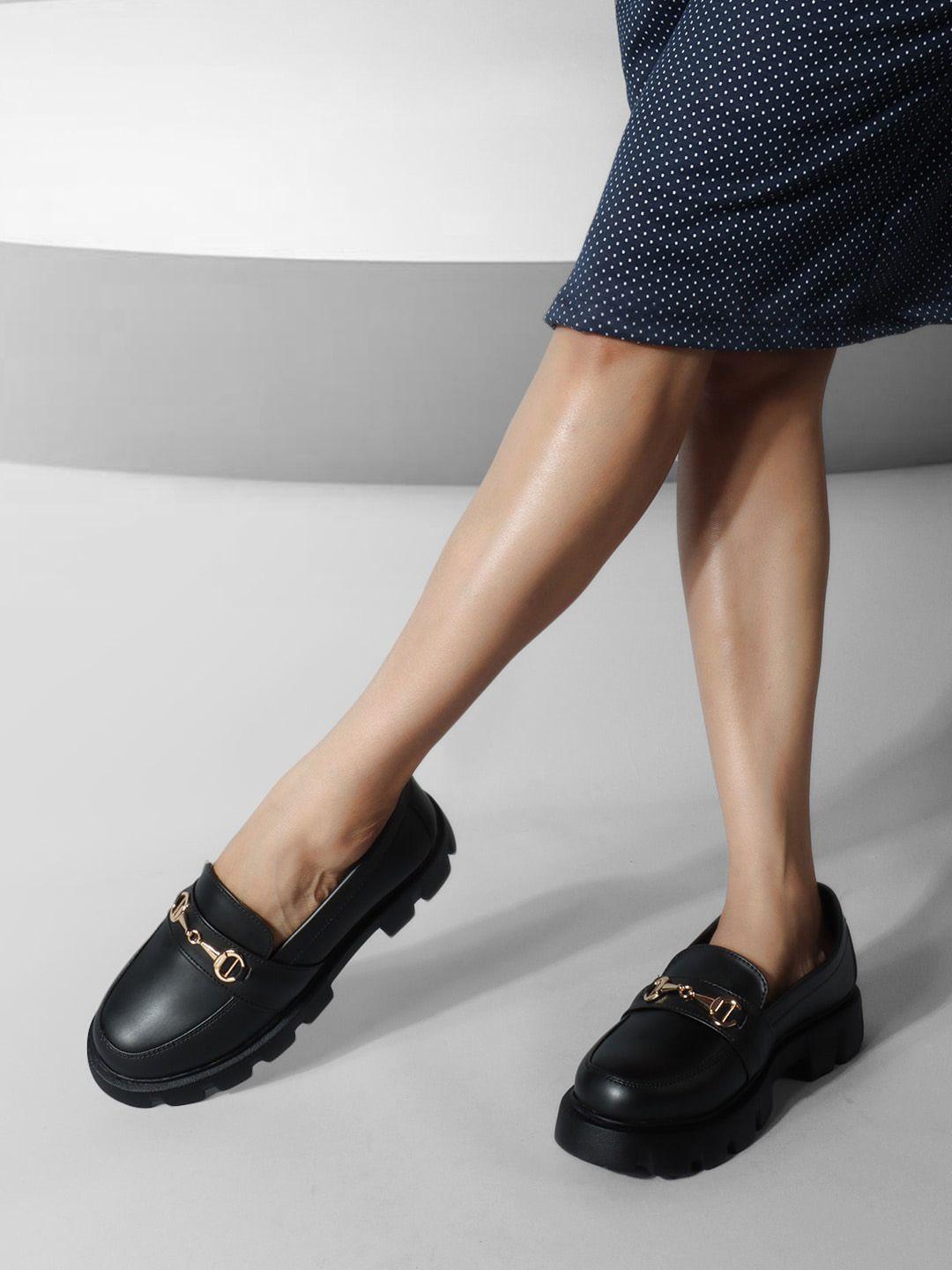 the-roadster-lifestyle-co.-women-black-buckled-lightweight-horsebit-loafers
