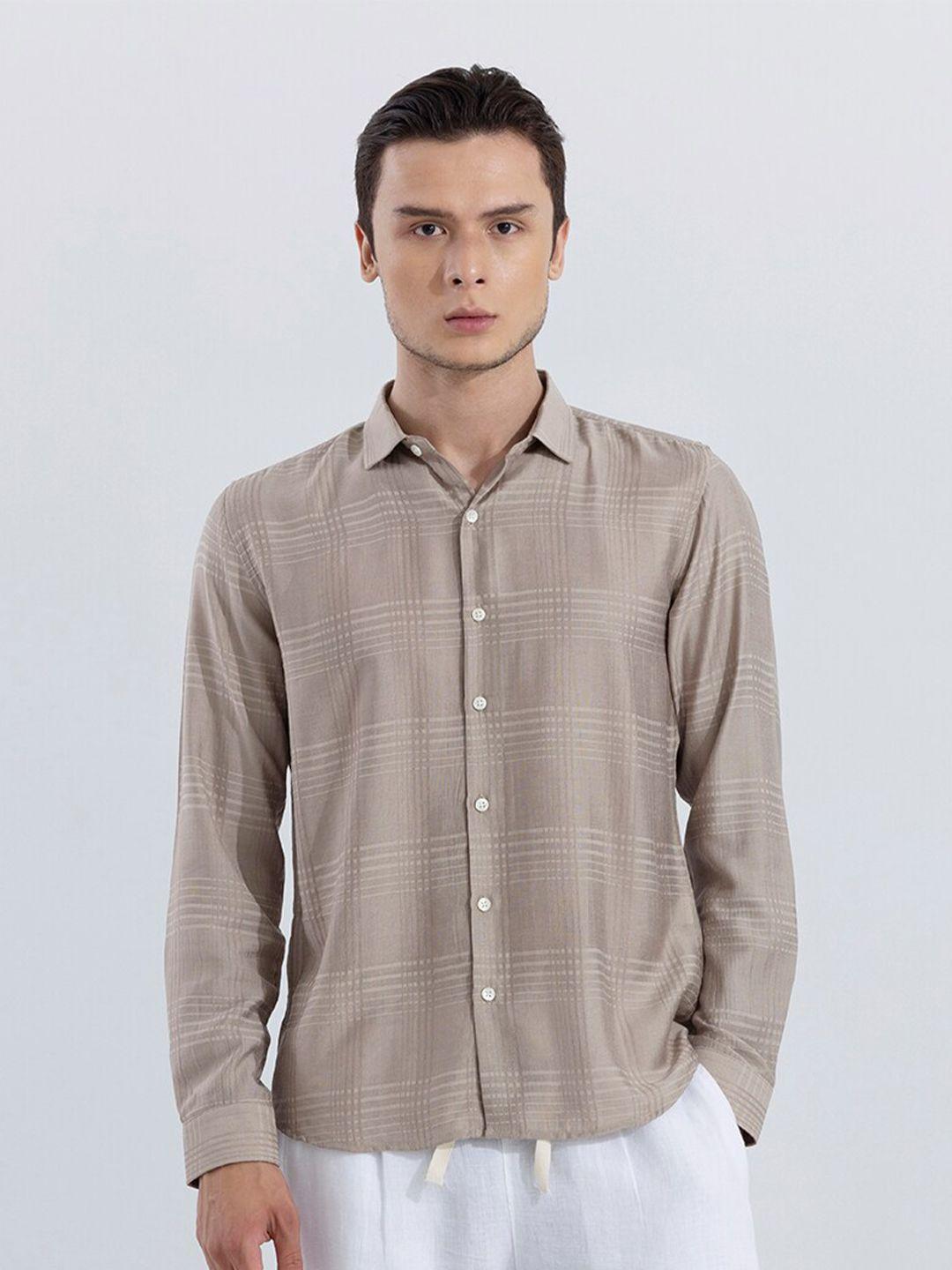 snitch-men-grey-classic-slim-fit-opaque-checked-casual-shirt