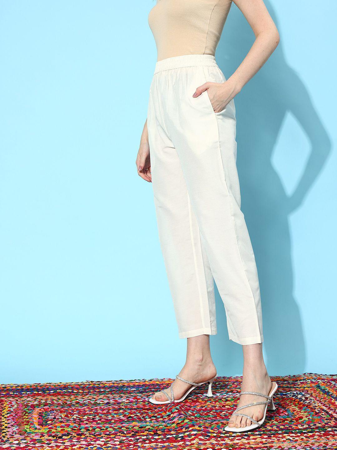libas-women-relaxed-solid-regular-fit-pleated-trousers