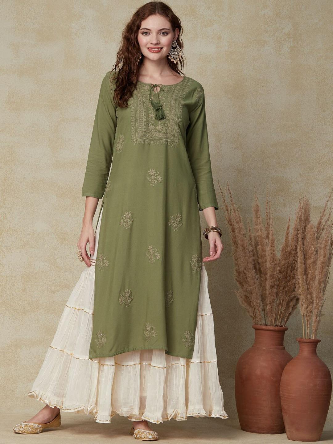 fashor-women-olive-green-embellished-keyhole-neck-flared-sleeves-kurta