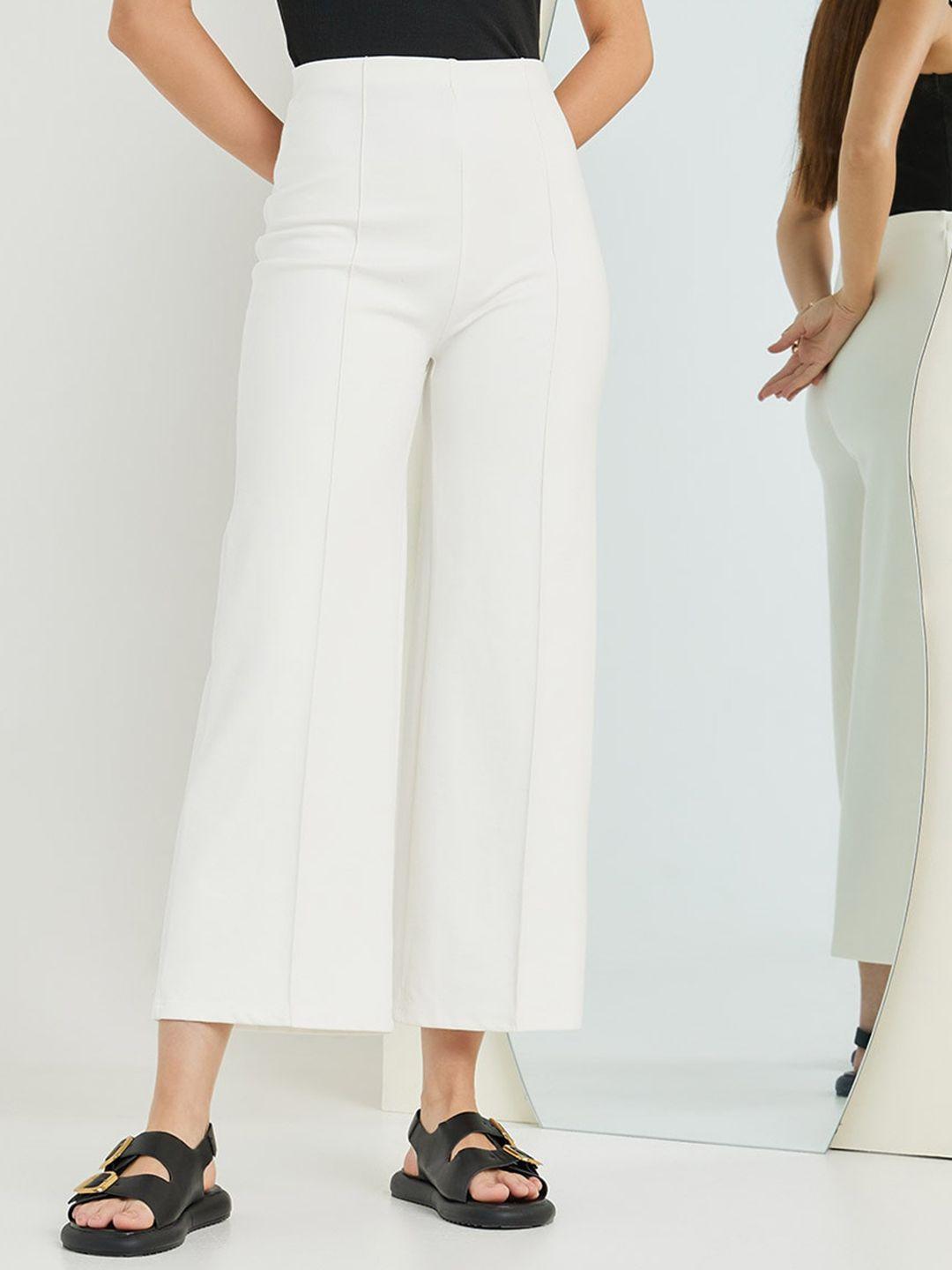 styli-women-mid-rise-flared-trousers