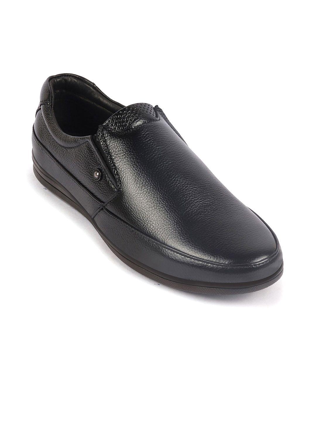 fausto-men-textured-leather-formal-slip-on-shoes