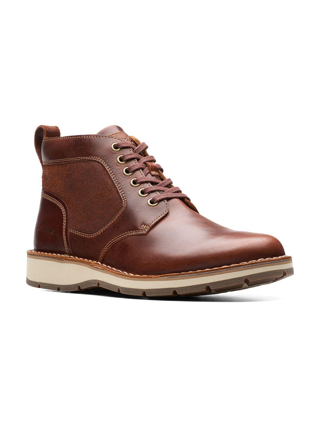 clarks-men-gravelle-leather-regular-boots