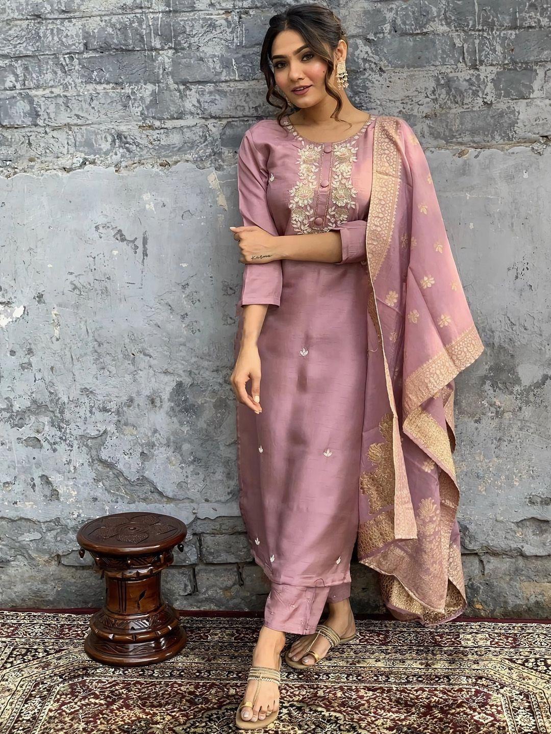 kalini-ethnic-motifs-embroidered-zari-chanderi-cotton-kurta-with-trousers-&-dupatta