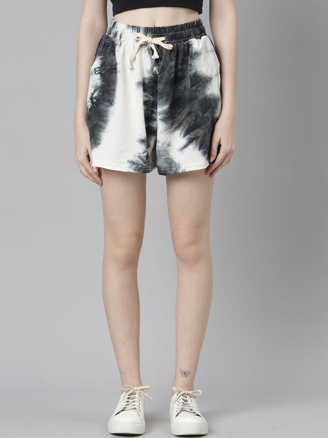 showoff-women-printed-mid-rise-cotton-shorts