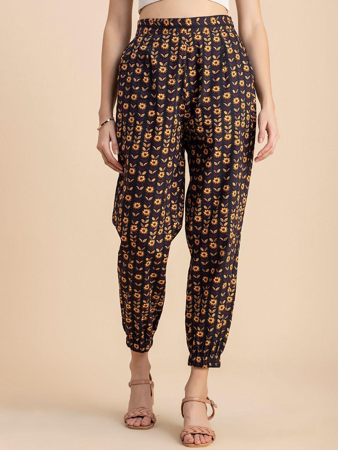moomaya-women-floral-printed-high-rise-cotton-regular-trousers