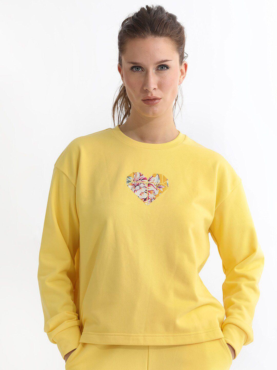 rareism-round-neck-cotton-sweatshirt