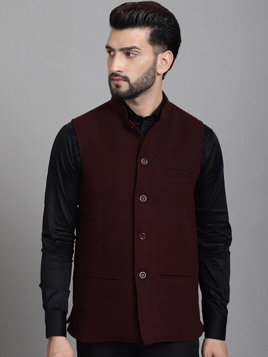 even-mandarin-collar-sleeveless-nehru-jacket
