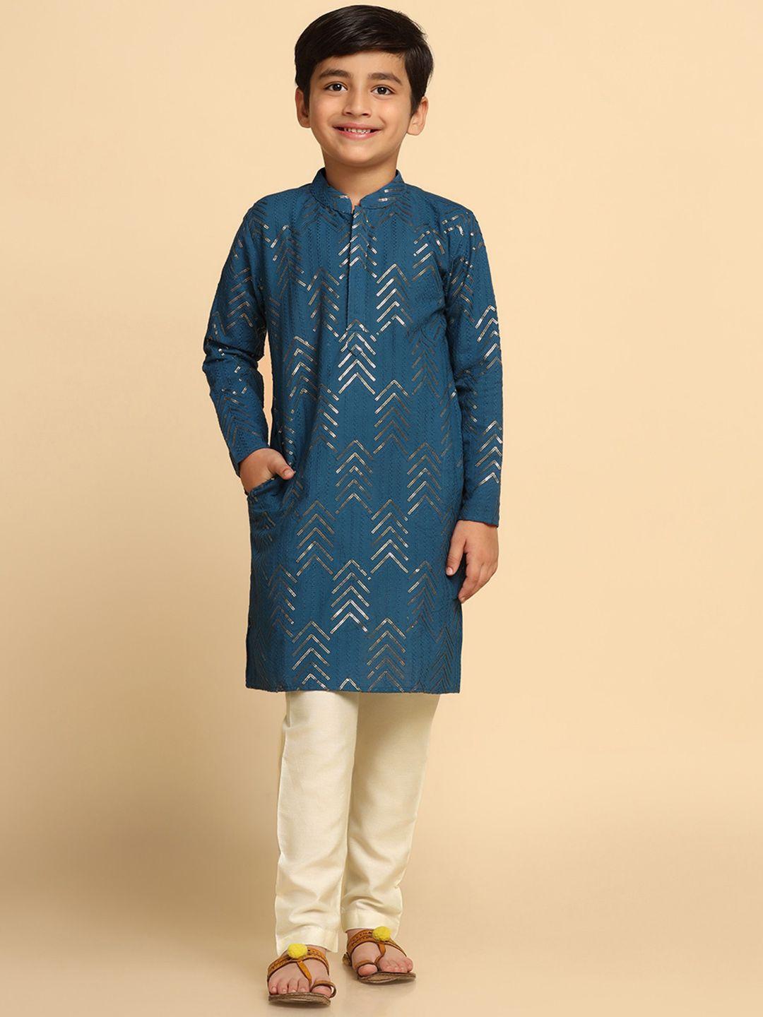 kisah-boys-geometric-embroidered-sequinned-kurta-with-pyjamas