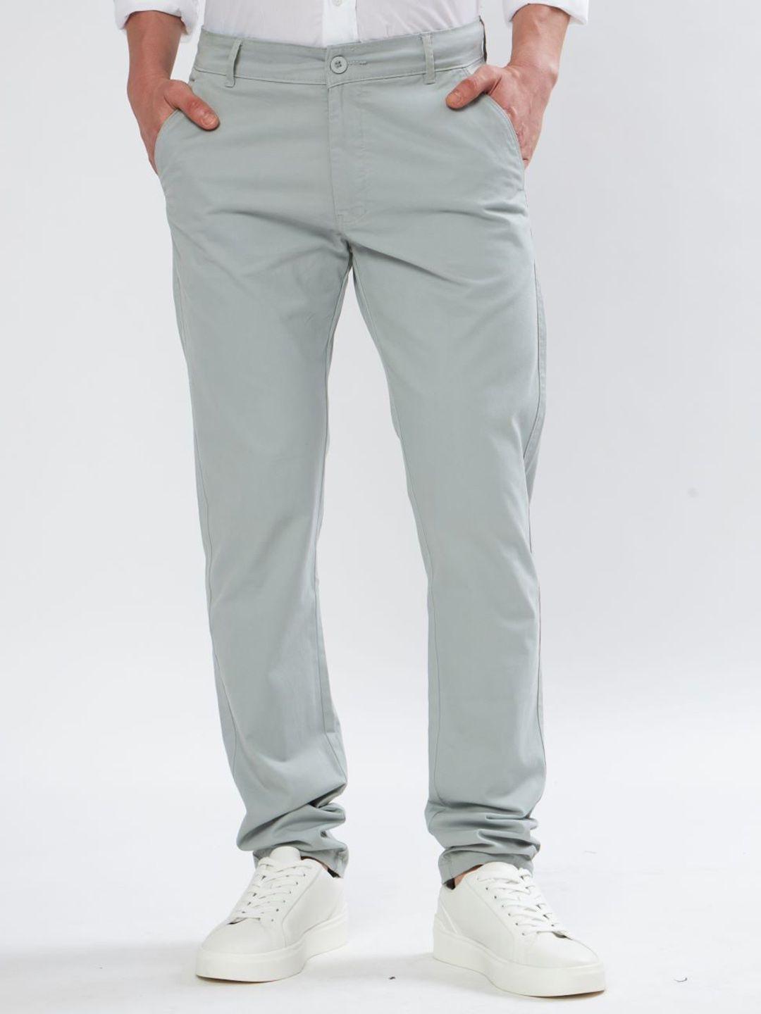 united-denim-men-relaxed-slim-fit-mid-rise-denim-trousers