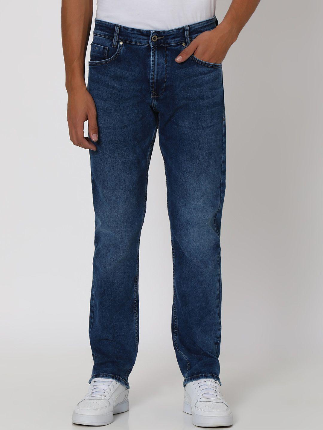 mufti-men-relaxed-fit-mid-rise-light-fade-clean-look-stretchable-jeans