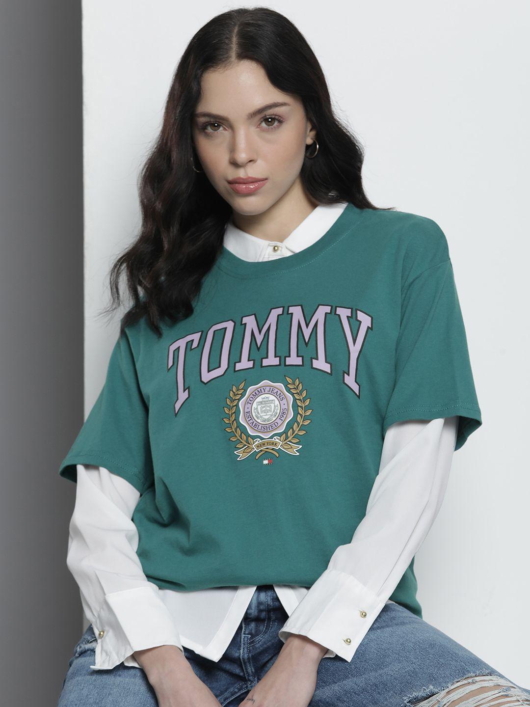 tommy-hilfiger-brand-logo-printed-drop-shoulder-sleeves-pure-cotton-relaxed-t-shirt