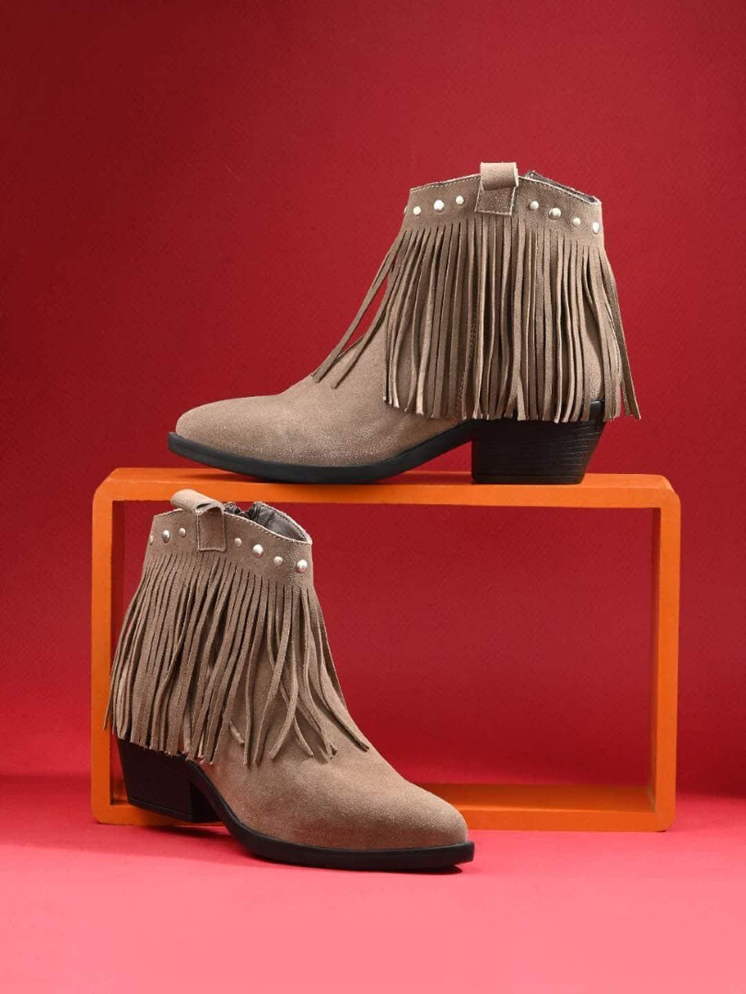 dressberry-women-block-heeled-fringed-detail-chelsea-boots