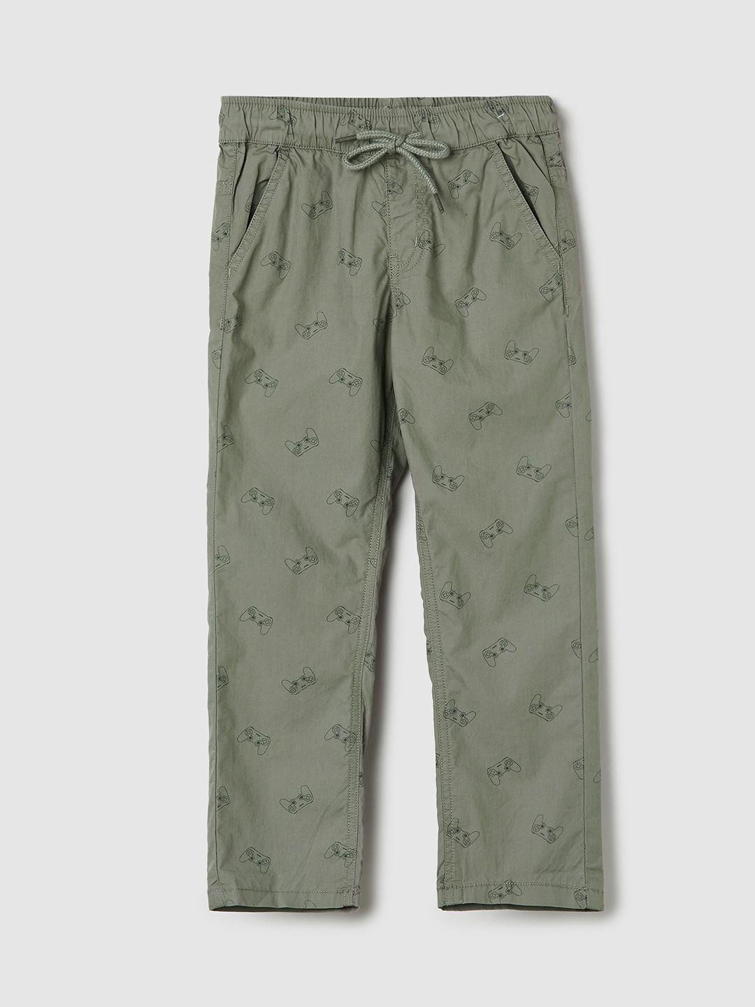 max-boys-graphic-printed-cotton-regular-trousers