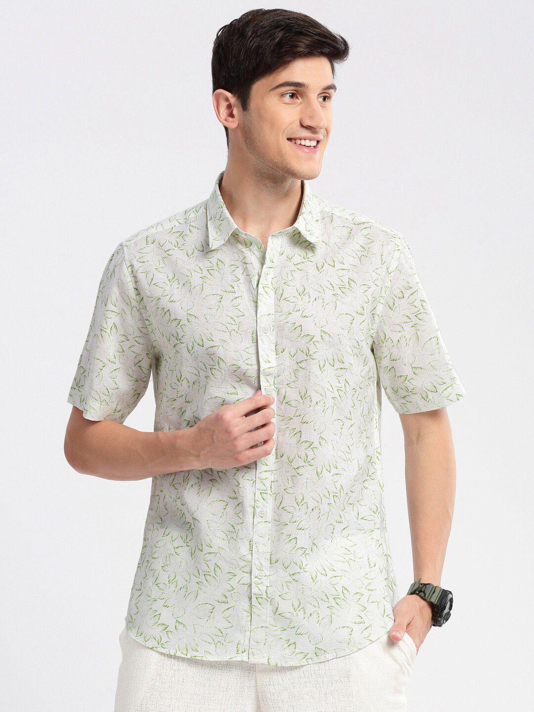 showoff-standard-slim-fit-floral-printed-oxford-weave-cotton-casual-shirt