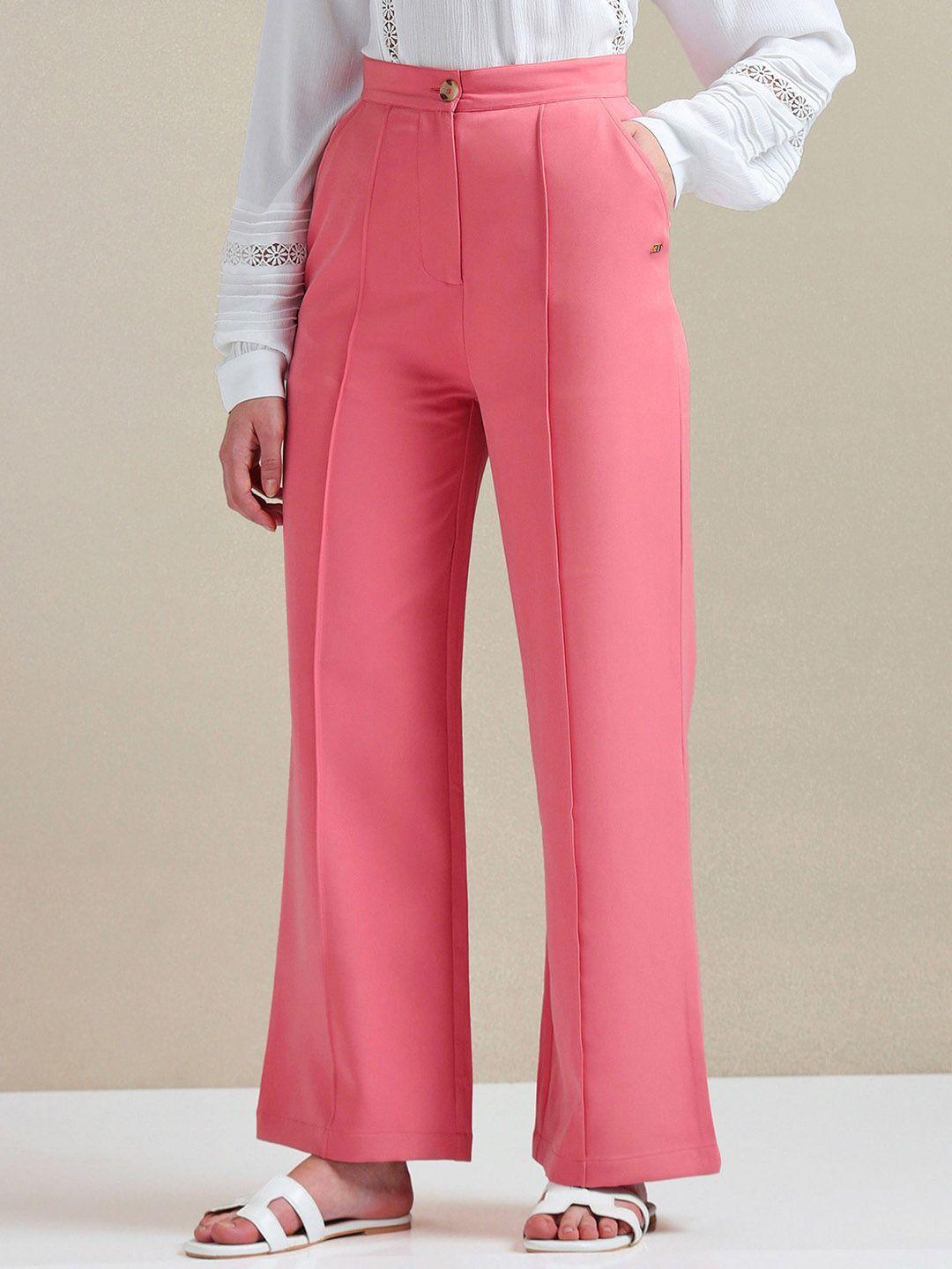 u.s.-polo-assn.-women-straight-fit-trousers