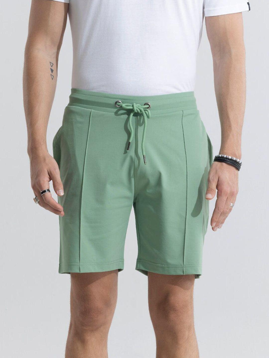 snitch-men-regular-fit-mid-rise-cotton-shorts