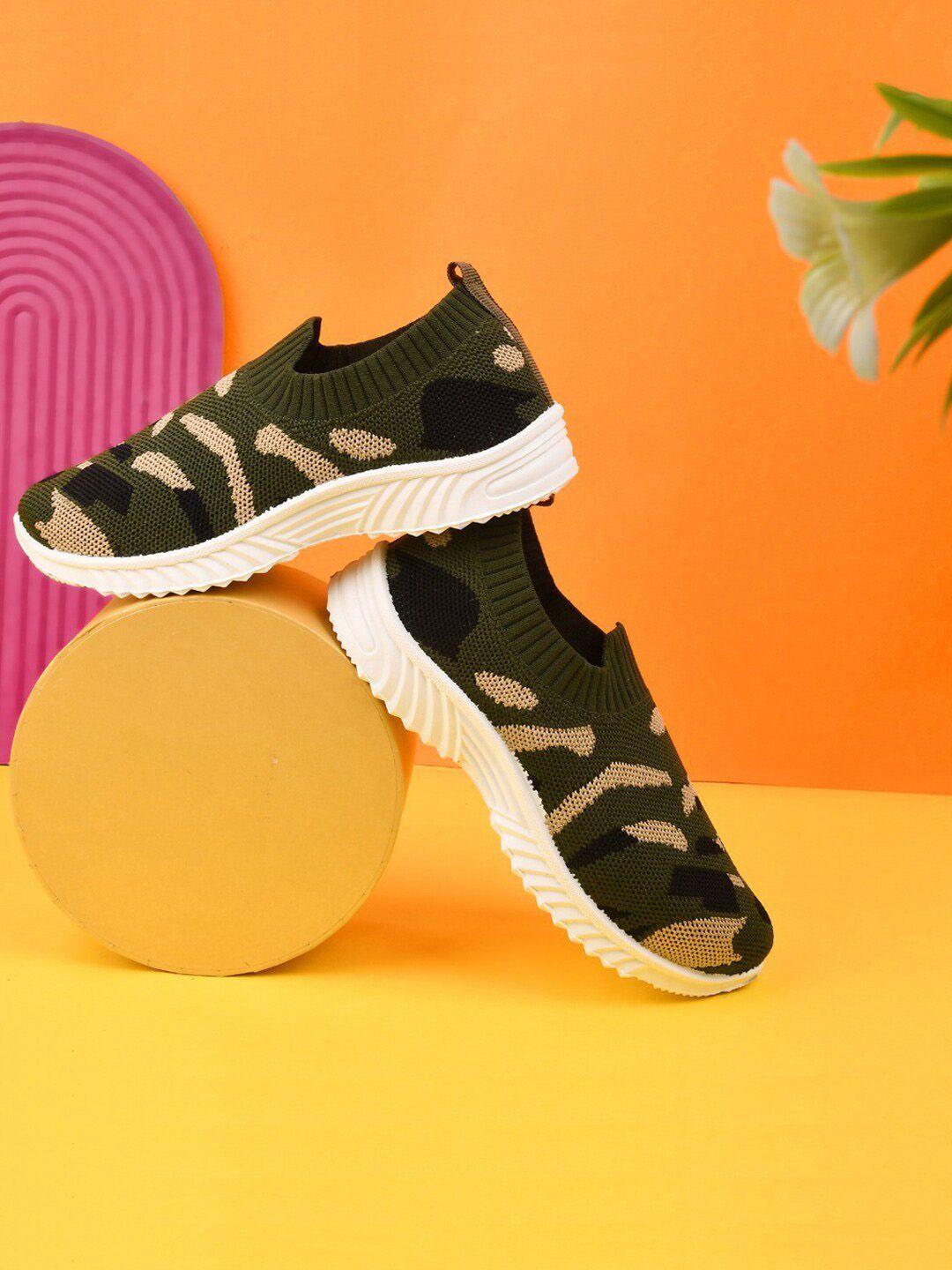 sprenge-boys-printed-flyknit--comfort-insole-contrast-sole-slip-on-sneakers