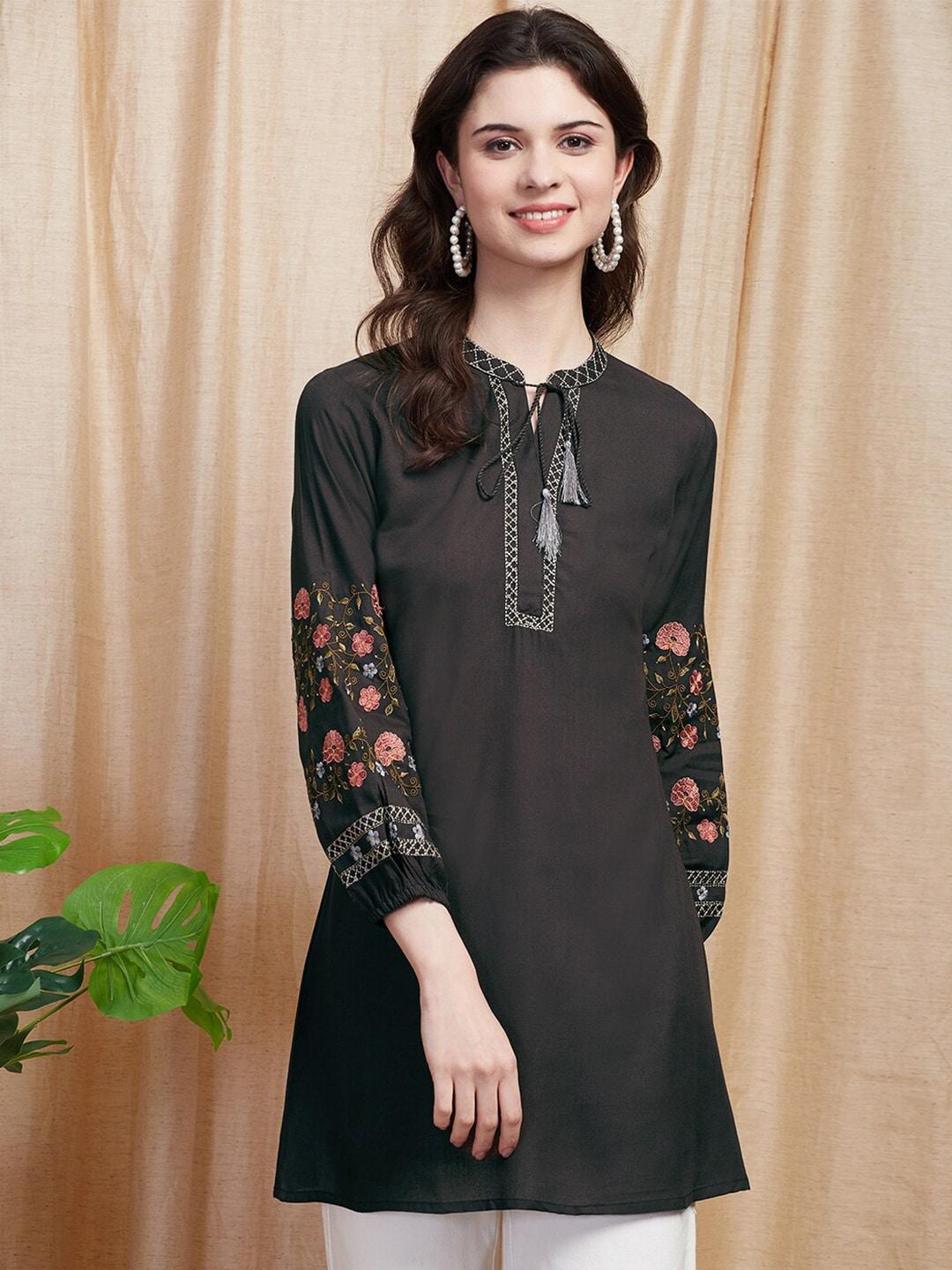 fashor-black-floral-embroidered-tie-up-neck-thread-work-straight-kurti