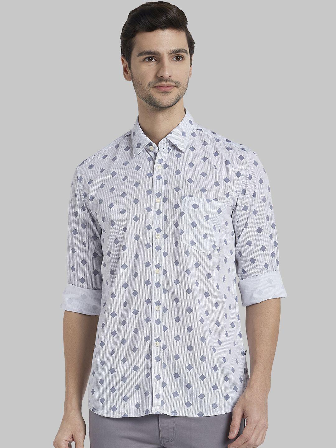 parx-men-white-&-blue-regular-fit-printed-casual-shirt