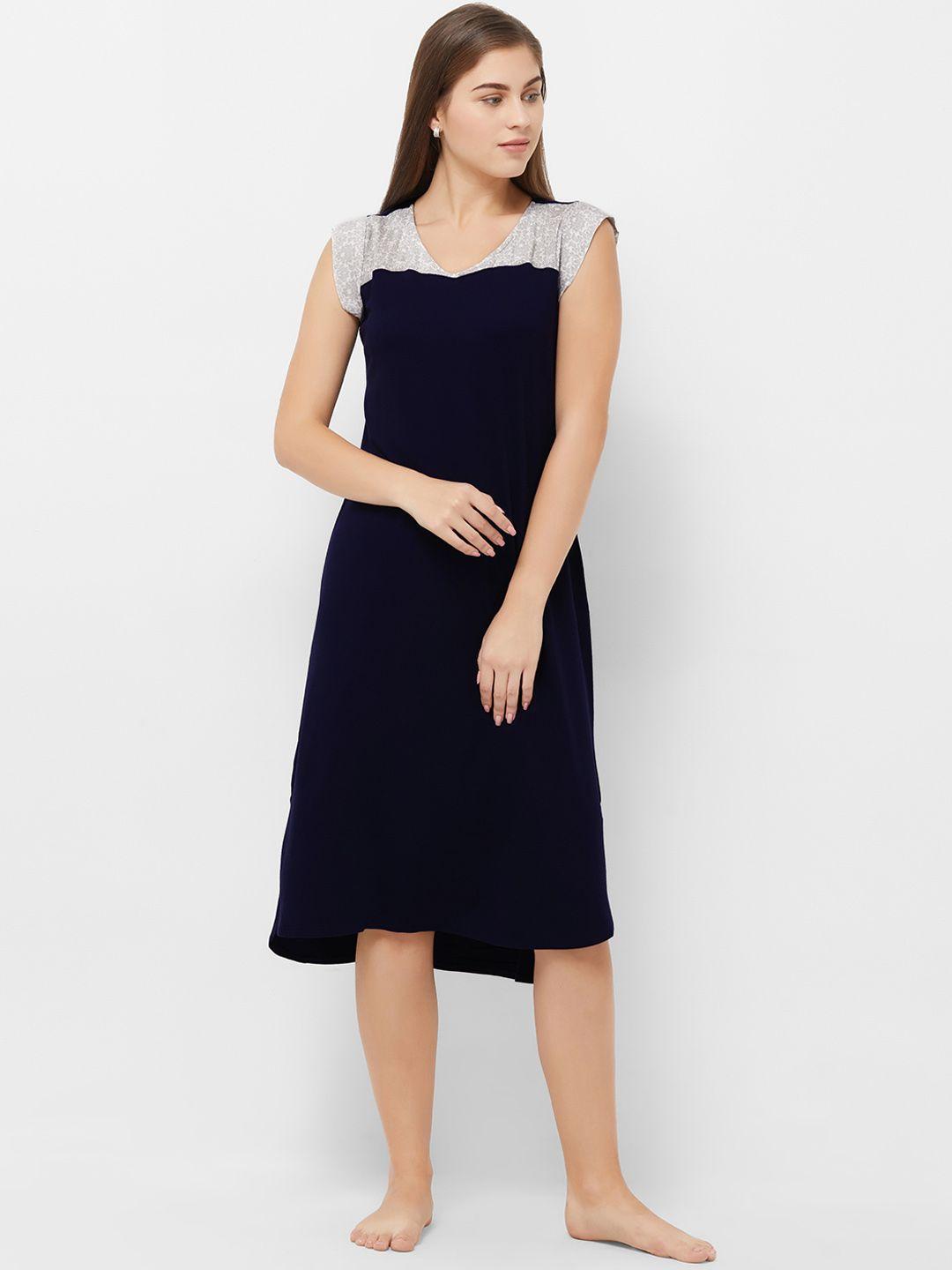 soie-navy-blue-&-off-white-printed-nightdress