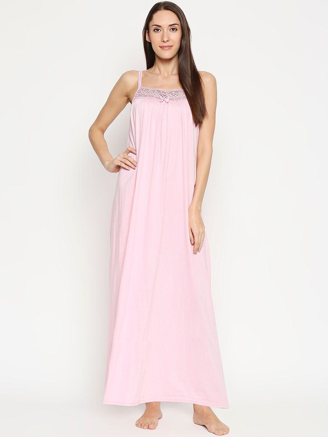 av2-women-pink-solid-nightdress