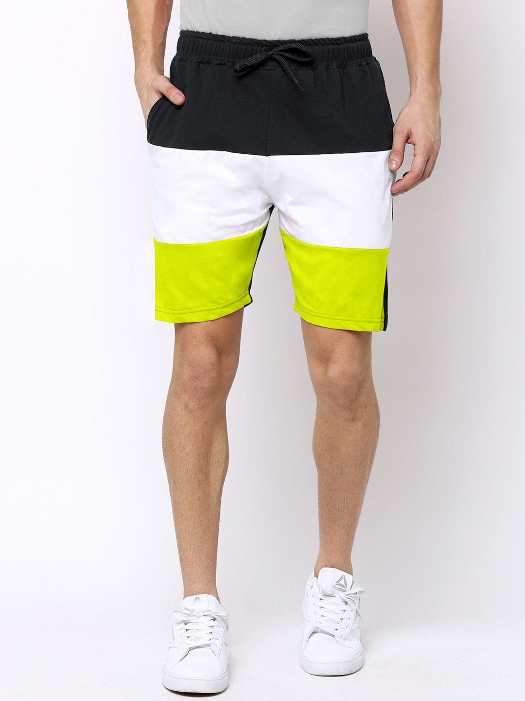 maniac-men-black-&-white-colourblocked-slim-fit-regular-shorts