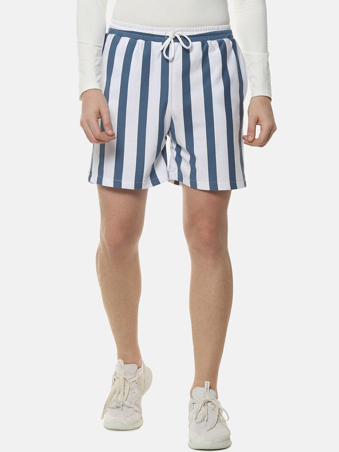 campus-sutra-men-blue-striped-regular-fit-shorts