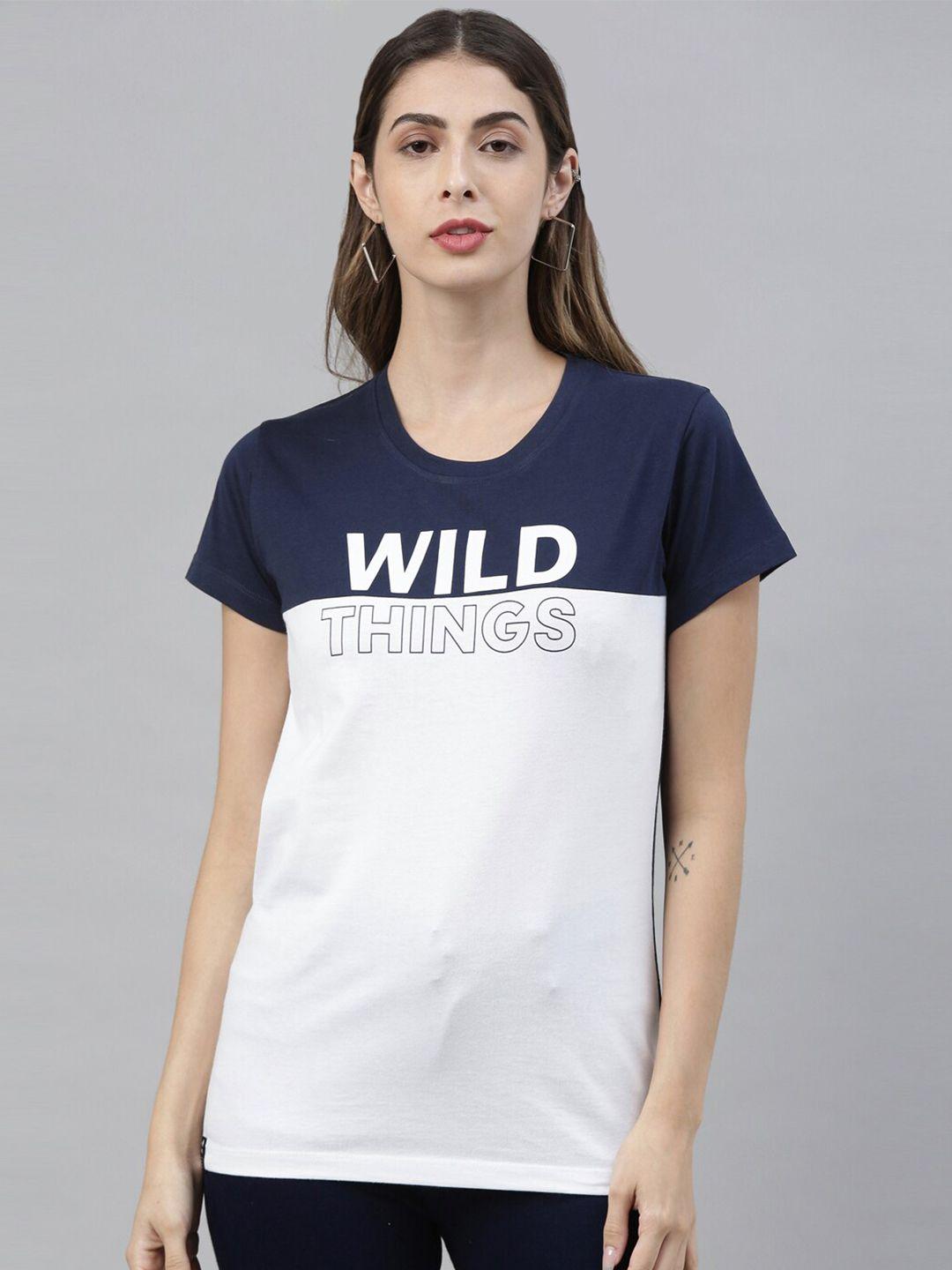 3pin-women-white-&-black-colourblocked-round-neck-t-shirt