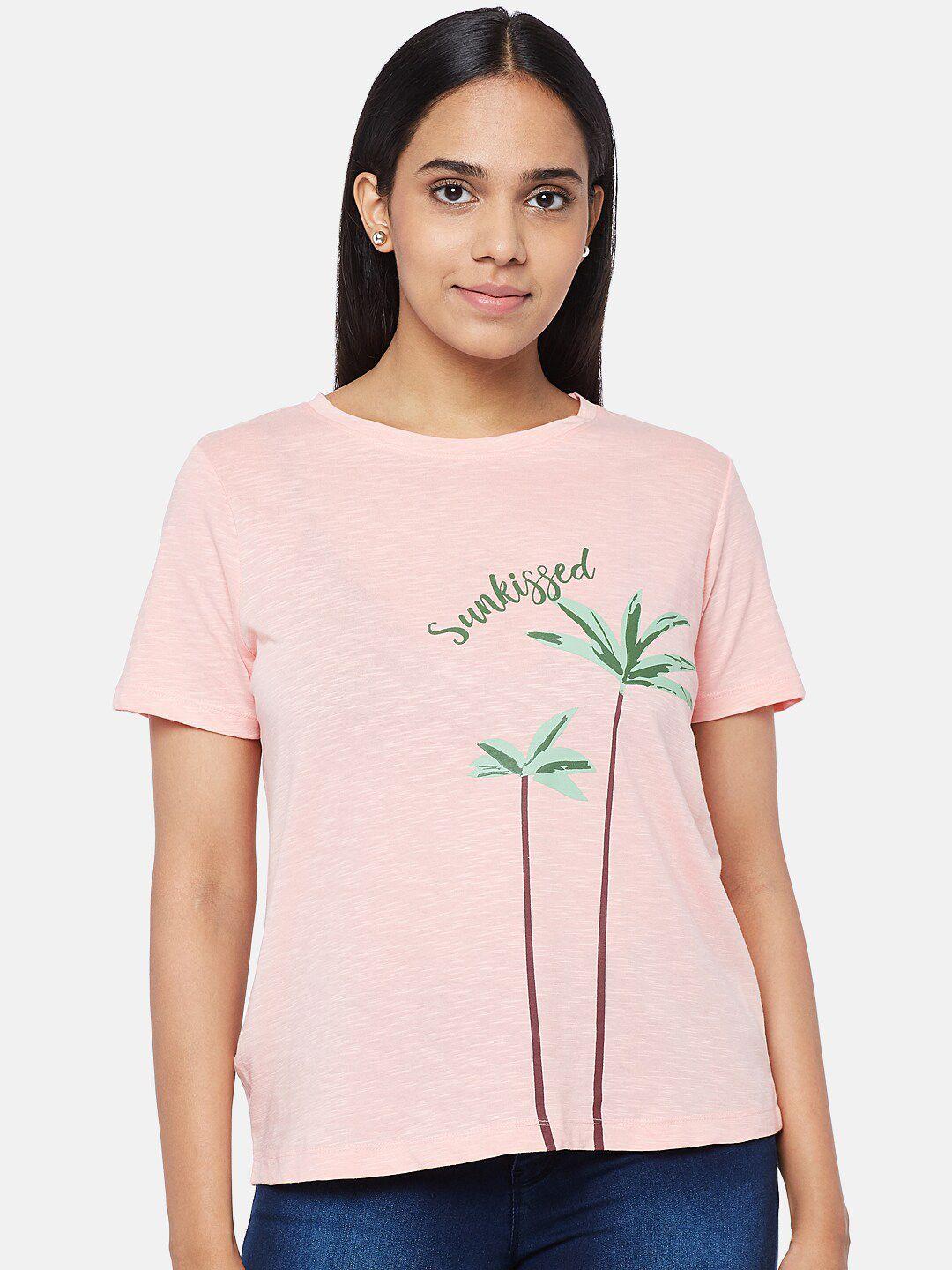 people-women-pink-printed-tropical-t-shirt
