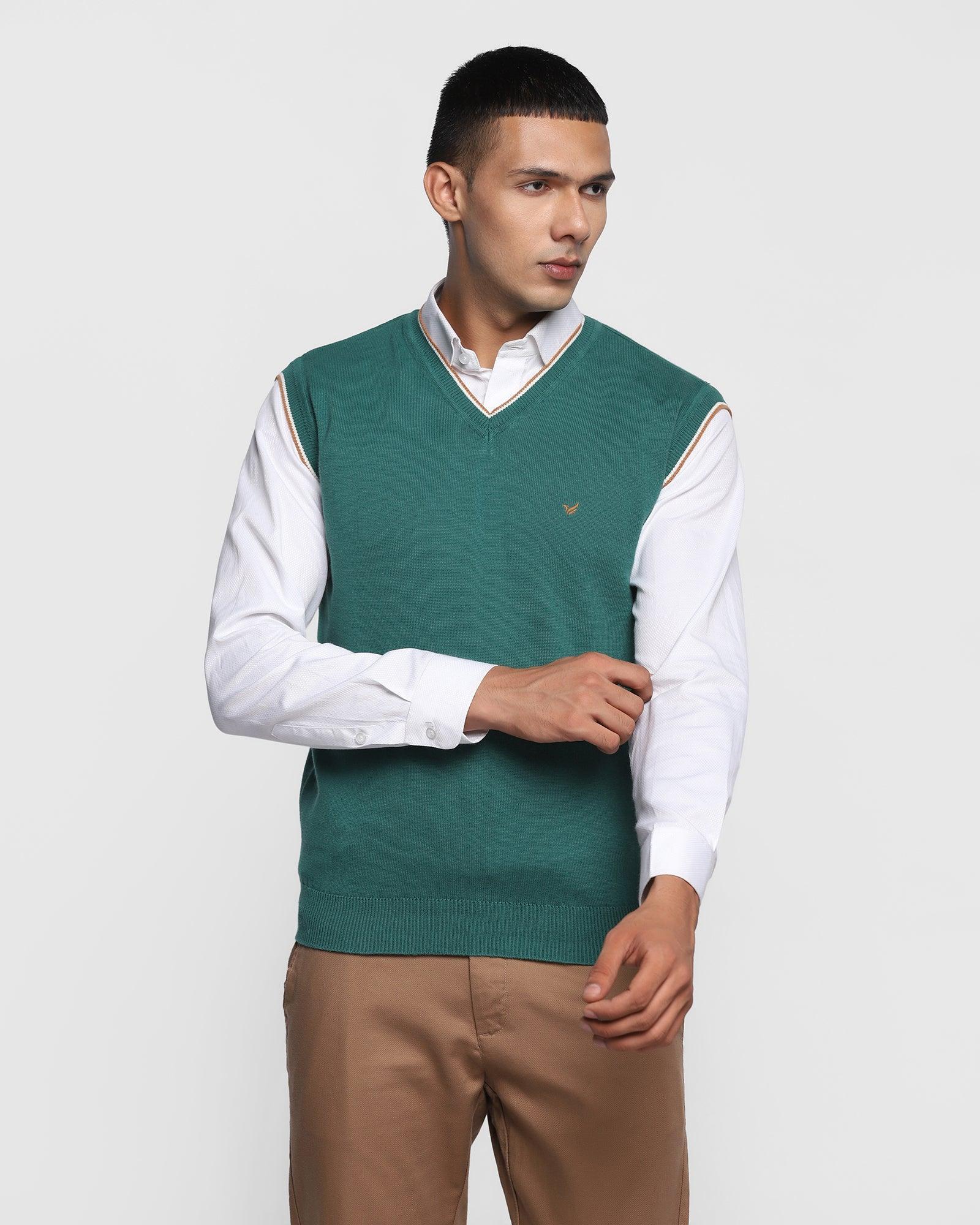 v-neck-forest-green-solid-sweater---less