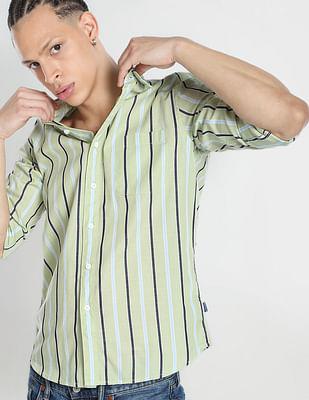 vertical-stripe-patch-pocket-shirt