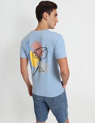 crew-neck-graphic-print-t-shirt