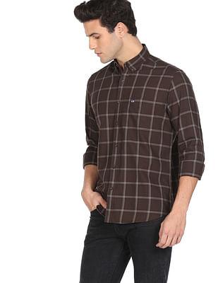 men-dark-brown-manhattan-slim-fit-check-casual-shirt