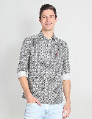 cutaway-collar-motif-print-shirt