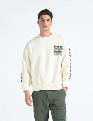 crew-neck-graphic-print-sweatshirt
