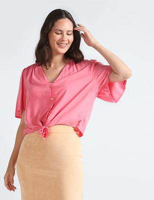front-knot-solid-crop-shirt