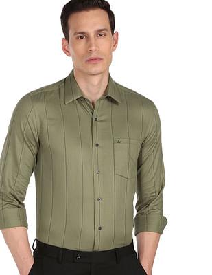 men-olive-vertical-stripe-dobby-weave-pure-cotton-formal-shirt
