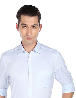 men-light-blue-dobby-weave-solid-formal-shirt