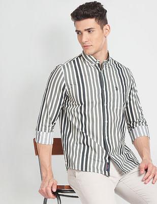vertical-stripe-slim-shirt