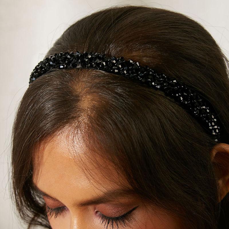pipa-bella-by-nykaa-fashion-embellished-with-black-beads-hairband