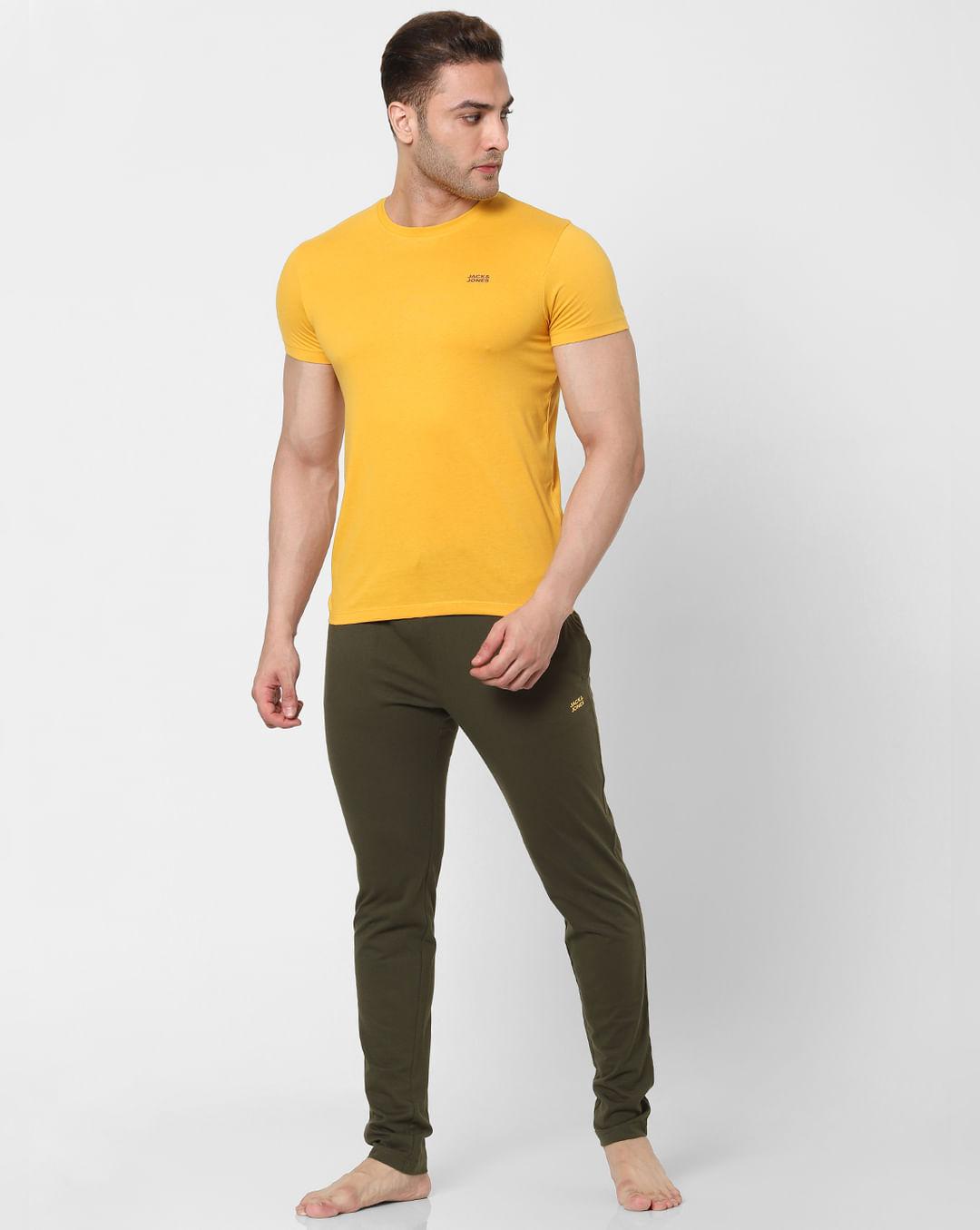 yellow-crew-neck-t-shirt