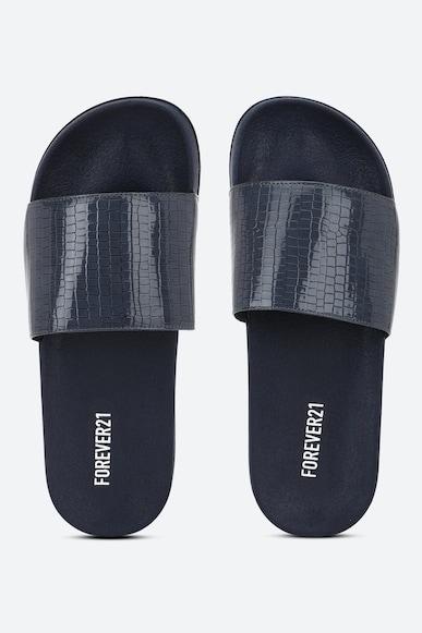 textured-slippers