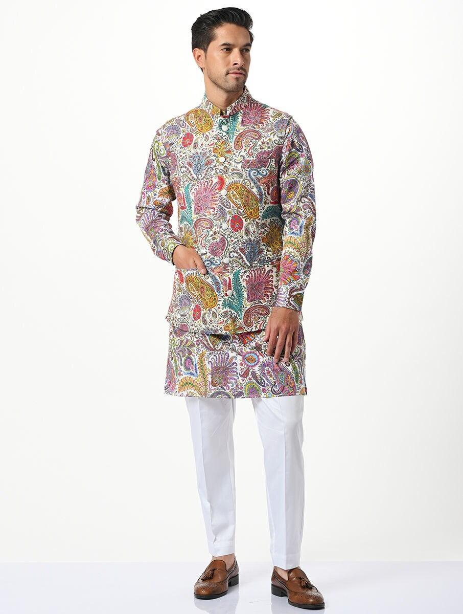 men-white-silk-kalamkari-mandarin-collar-regular-fit-nehru-jacket