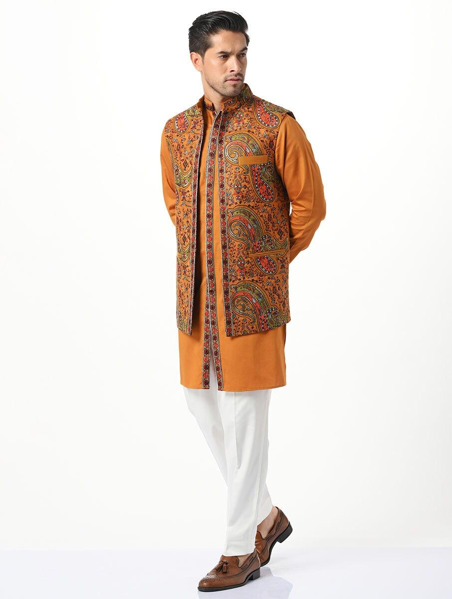 men-yellow-silk-embroidered-mandarin-collar-regular-fit-nehru-jacket